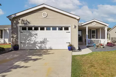 133 Lakeside Crossing Dr, Conway, SC 29526