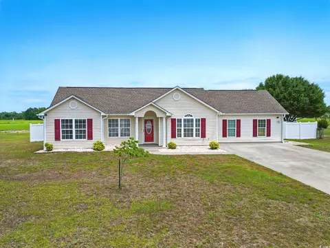 212 Sweetbay Magnolia St, Loris, SC 29569
