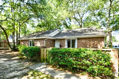 816 Kittiwake Ln, Murrells Inlet, SC 29576