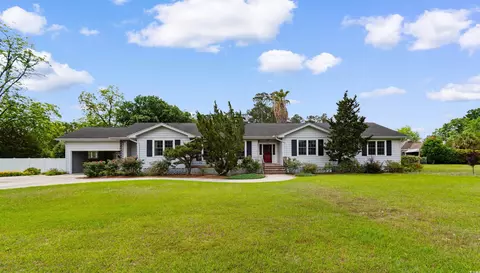 115 Ford Ave, Mullins, SC 29574