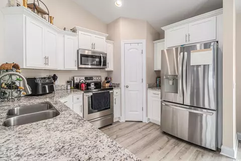 Kitchen - 2521 Wise Rd, Conway, SC 29526 photo 1 of 2