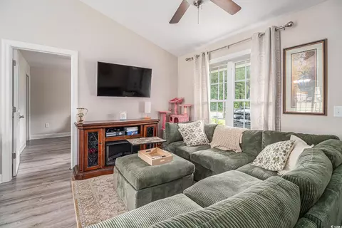 Living - 2521 Wise Rd, Conway, SC 29526 photo 2 of 2