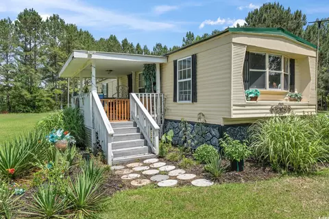 120 E V Rd, Loris, SC 29569 photo 2