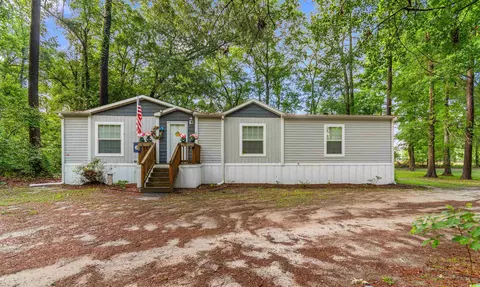 8042 Louisville Rd, Aynor, SC 29511