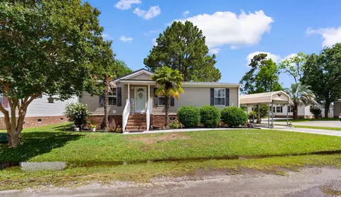 157 Kings Dr, Little River, SC 29566