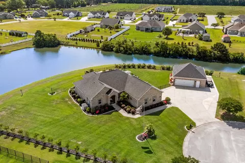 413 Wine Ct, Conway, SC 29527 photo 4