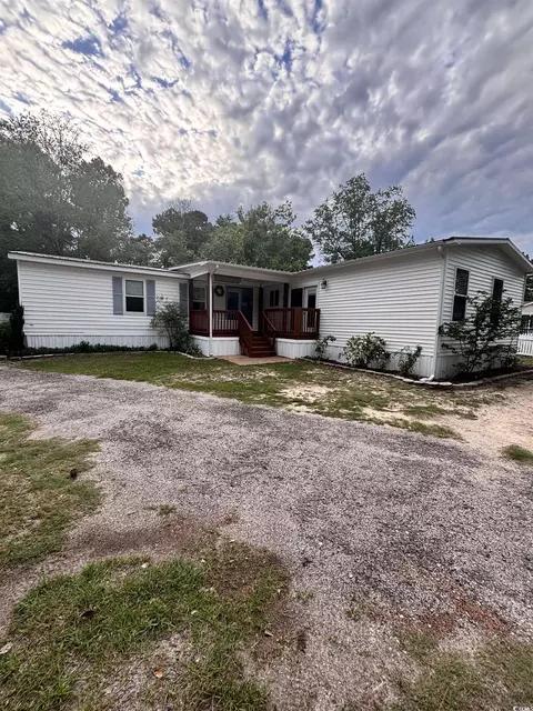 2463 Greenleaf Dr, Conway, SC 29526
