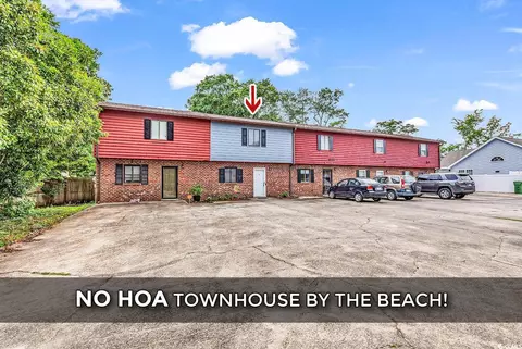 633 Sparrow Dr #B, Surfside Beach, SC 29575