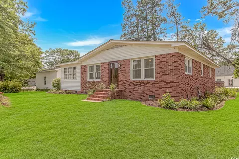 161 Bay Circle Dr, Loris, SC 29569