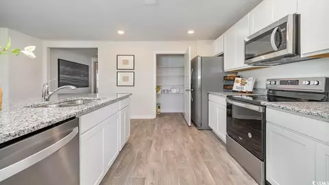 Kitchen - 140 Dagger Ct, Myrtle Beach, SC 29588 photo 3 of 6