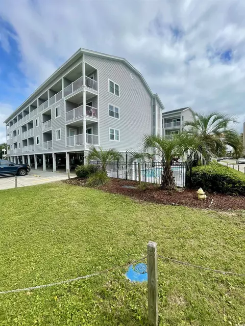1509 N Waccamaw Dr #112, Murrells Inlet, SC 29576