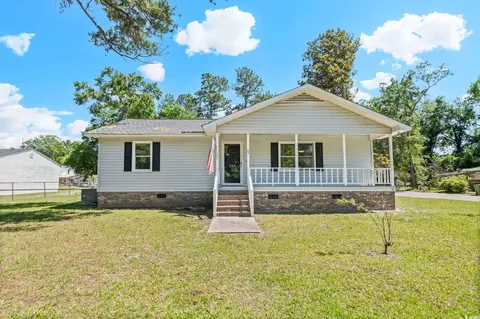 204 Elm St, Johnsonville, SC 29555
