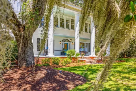 21 Whitehall Ave, Georgetown, SC 29440 photo 2