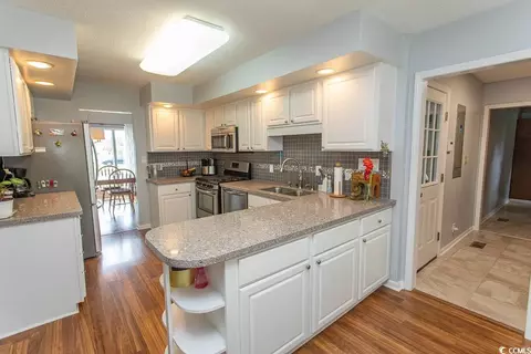 18 Pine Valley Ln, Surfside Beach, SC 29575 photo 3