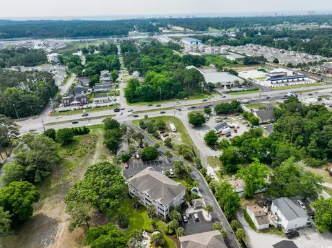 42 Highway 17 N, Little River, SC 29566