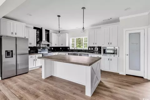 Kitchen - 565 Kent Rd, Georgetown, SC 29440 photo 1 of 7