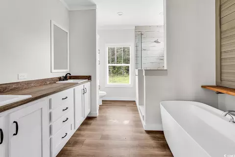 Bath - 565 Kent Rd, Georgetown, SC 29440 photo 2 of 4