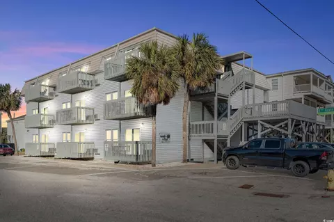 300 47th Ave S #1F, North Myrtle Beach, SC 29582