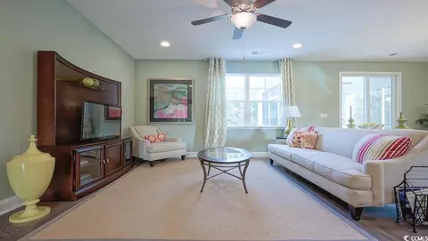 Living - 744 Choctaw Dr, Conway, SC 29526 photo 1 of 4