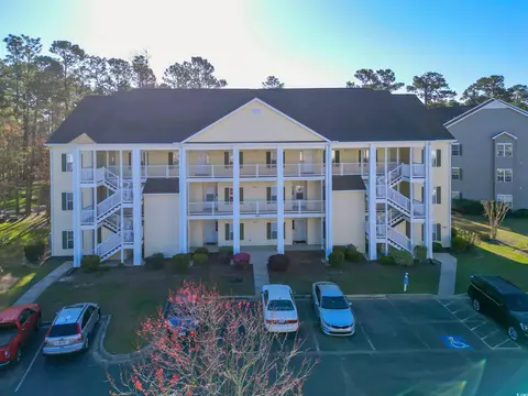 5822 Longwood Dr #104, Murrells Inlet, SC 29576