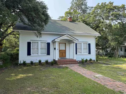 1403 9th Ave, Conway, SC 29526