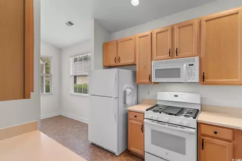 821 Laquinta Loop, Murrells Inlet, SC 29576 photo 4