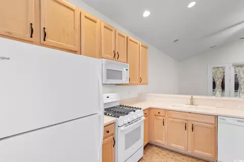 821 Laquinta Loop, Murrells Inlet, SC 29576 photo 6