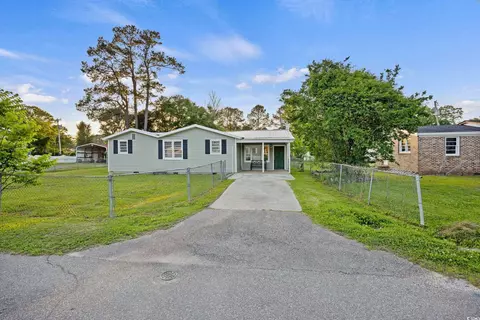 109 Plum Ln, Andrews, SC 29510