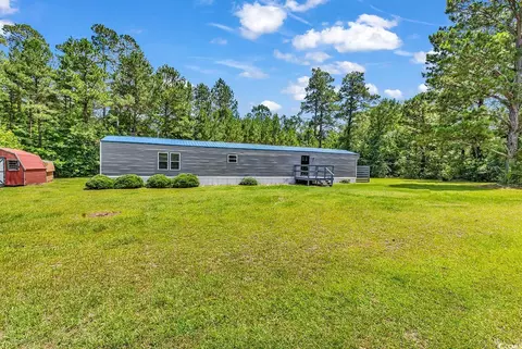 3113 Clemmons Rd, Loris, SC 29569