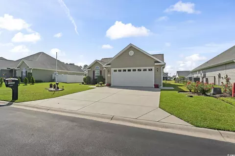 1068 Lizzie Ln, Surfside Beach, SC 29575