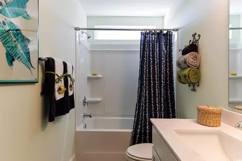 Bath - 741 Doonbeg Ct, Conway, SC 29526 photo 4 of 4