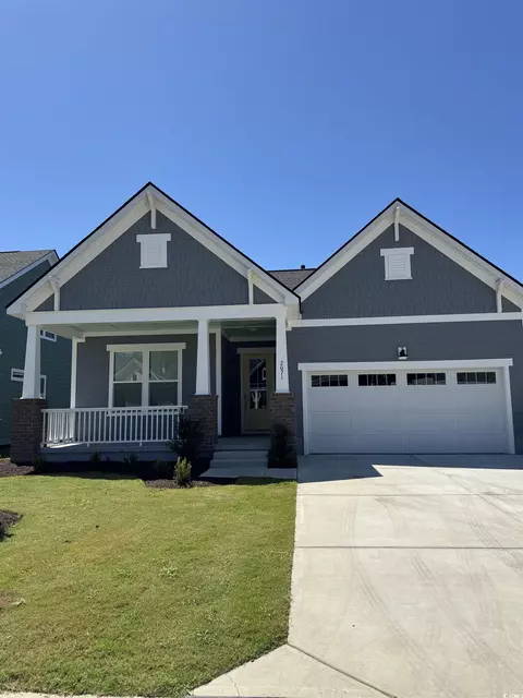 2071 Comradery Way, Murrells Inlet, SC 29576