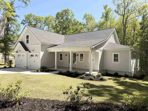 33 Hope Ln, Pawleys Island, SC 29585