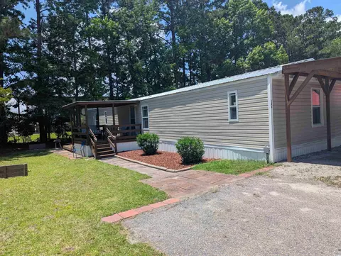 148 Offshore Dr, Murrells Inlet, SC 29576