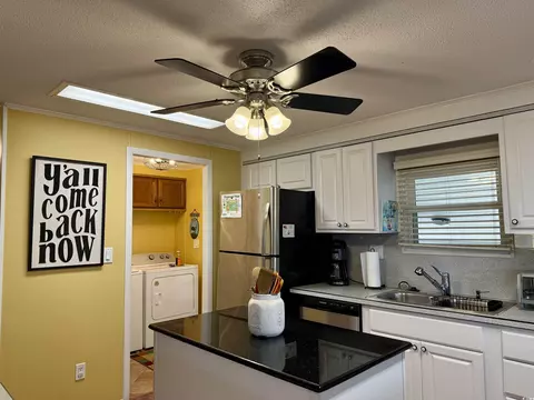 371 Meadowlark Dr, Surfside Beach, SC 29575 photo 5
