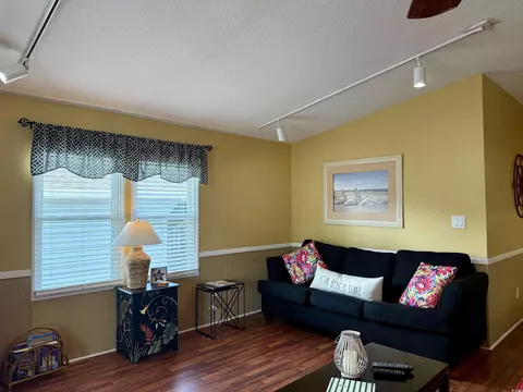 371 Meadowlark Dr, Surfside Beach, SC 29575 photo 11