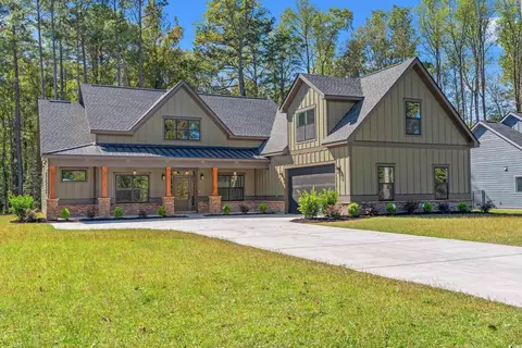 8016 Old Reaves Ferry Rd, Conway, SC 29526