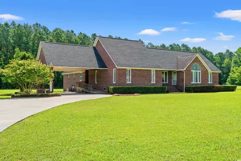 1752 Patriot Ct, Mullins, SC 29574