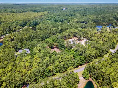 4198 Vanderbilt Blvd, Pawleys Island, SC 29585