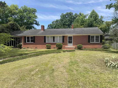 911 Park Ave, Marion, SC 29571