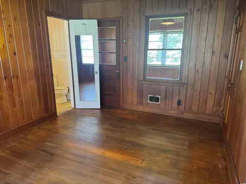 Bedroom - 911 Park Ave, Marion, SC 29571 photo 2 of 7