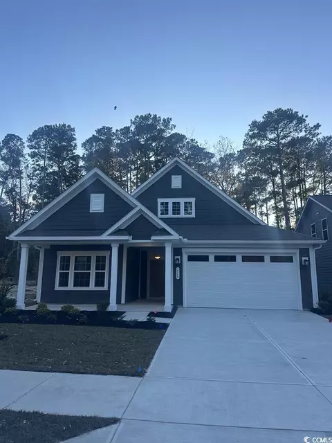 2048 Hope Pointe Dr, North Myrtle Beach, SC 29582