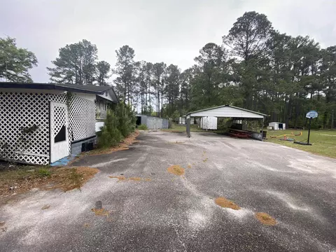 1368 Bluebird Rd, Loris, SC 29569 photo 2