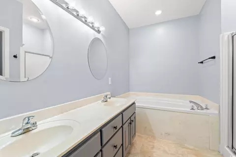 Bath - 307 Russ Rd, Loris, SC 29569 photo 1 of 1