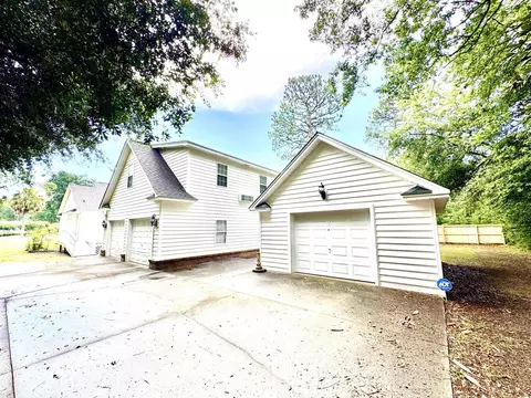 Exterior - 112 Robin Dr, Georgetown, SC 29440 photo 4 of 5