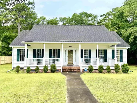 112 Robin Dr, Georgetown, SC 29440