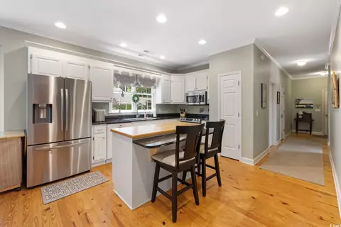 Kitchen - 77 Capt Anthony White Ln, Georgetown, SC 29440 photo 1 of 3