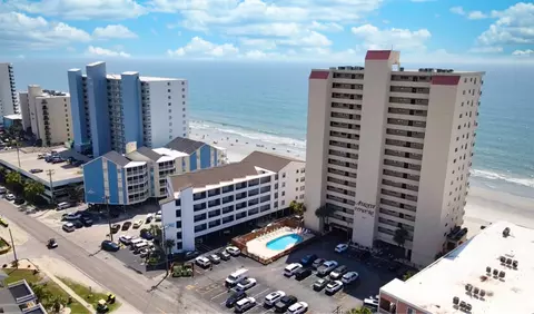 912 N Waccamaw Dr #202, Murrells Inlet, SC 29576