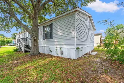 2 Musket St, Murrells Inlet, SC 29576