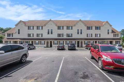 510 Fairwood Lakes Dr #R-17, Myrtle Beach, SC 29588